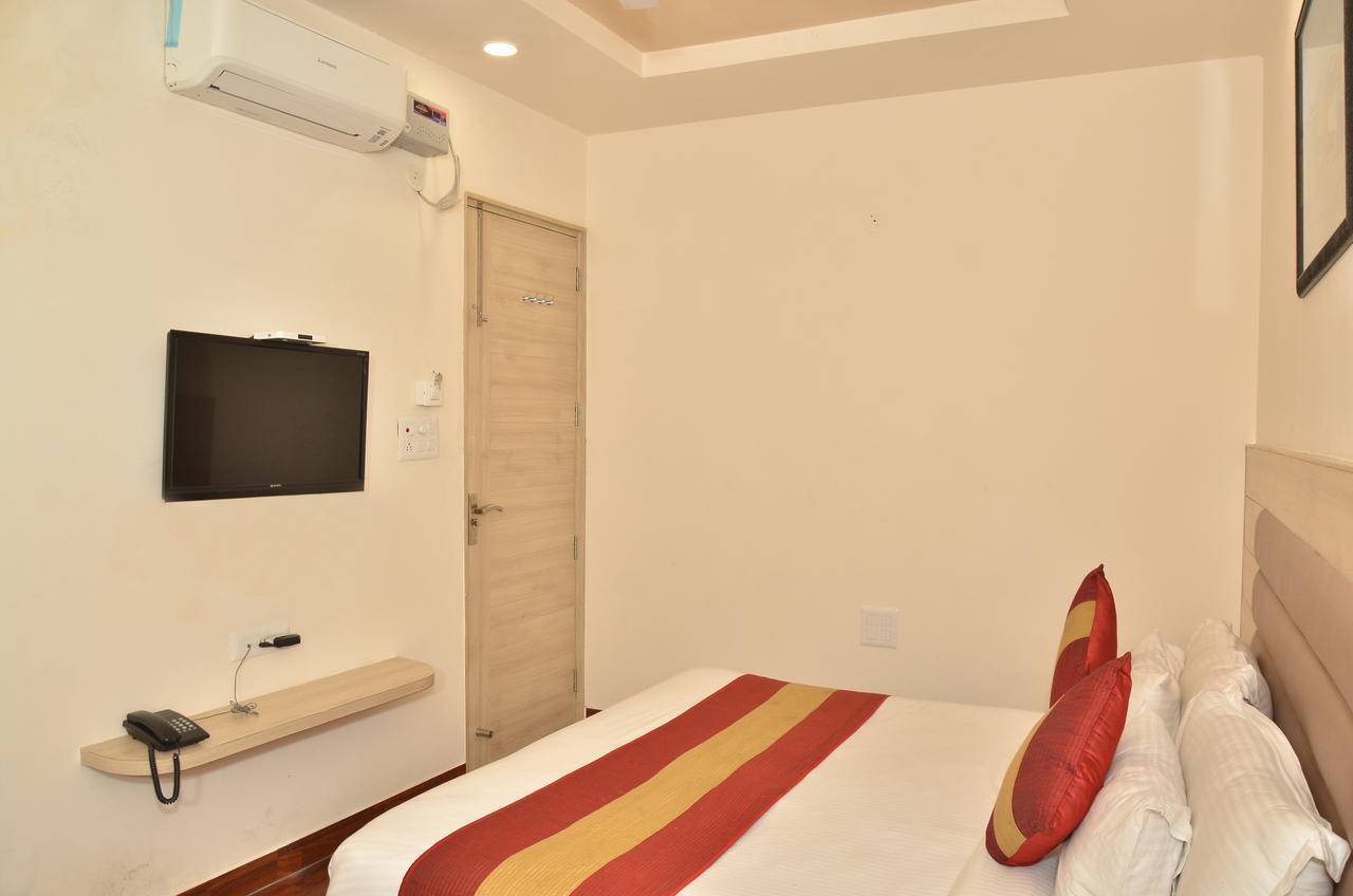Hotel Temple Inn Amritsar Bagian luar foto