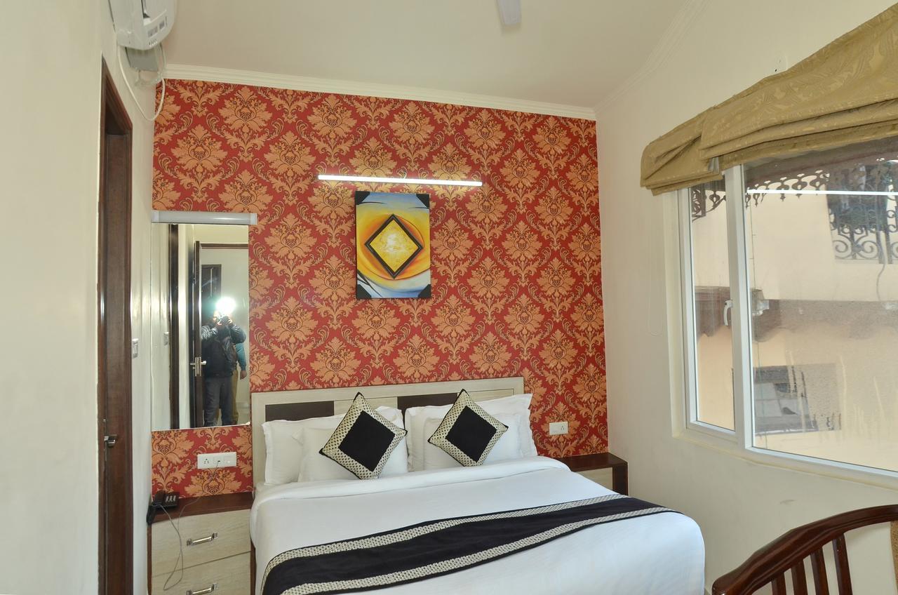 Hotel Temple Inn Amritsar Bagian luar foto